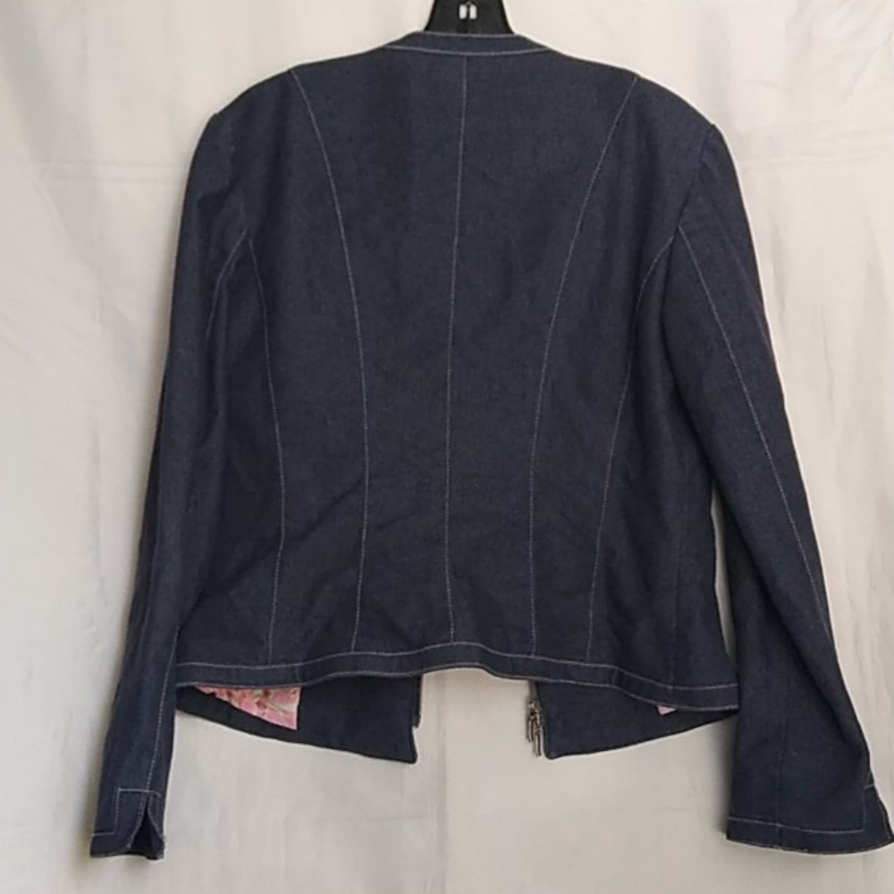 Work to Weekend Denim Jacket - Picture 8 of 11